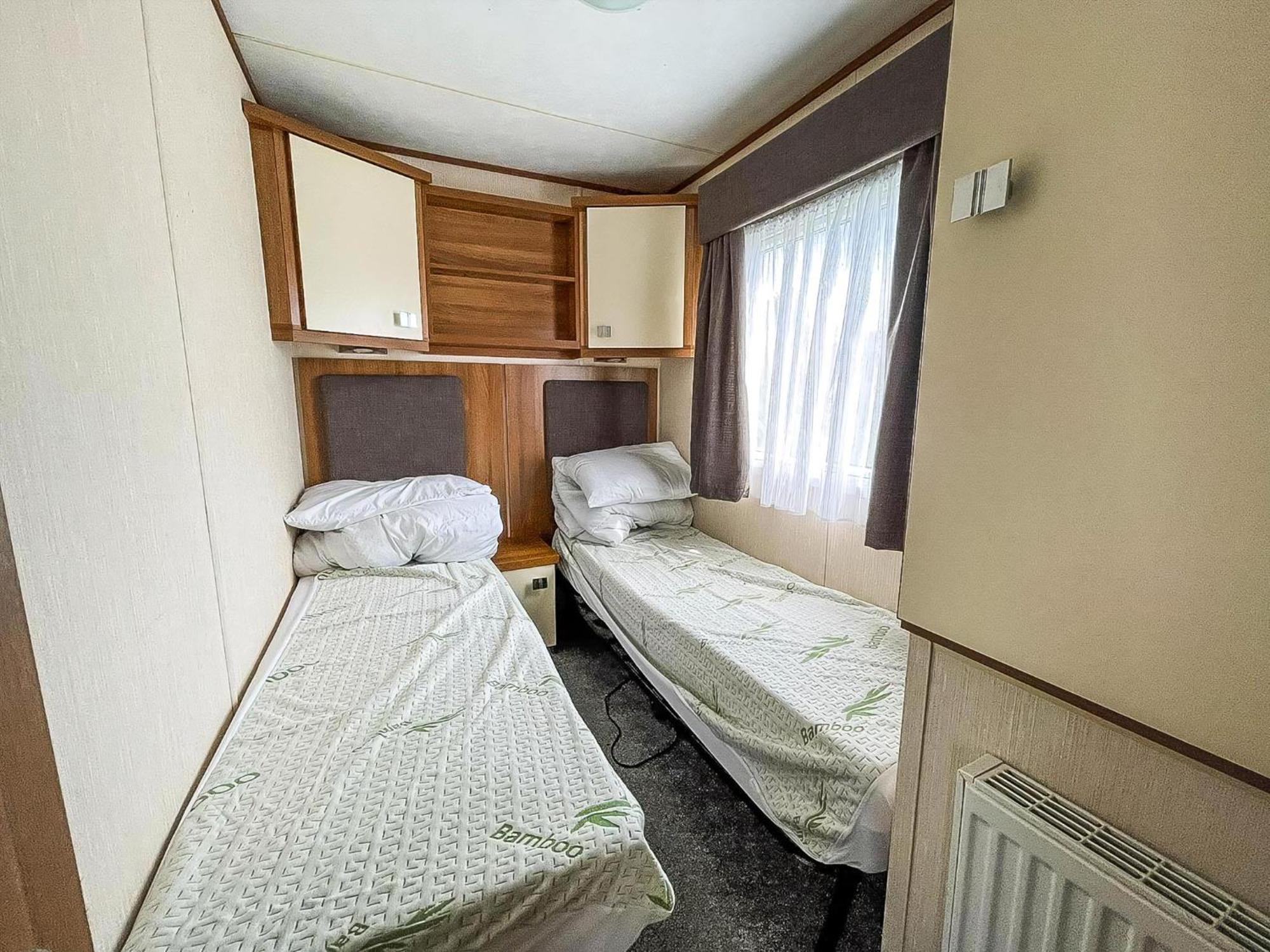 Lovely 8 Berth Caravan At Sunnydale In Lincolnshire Ref 35239S Louth  Exterior foto