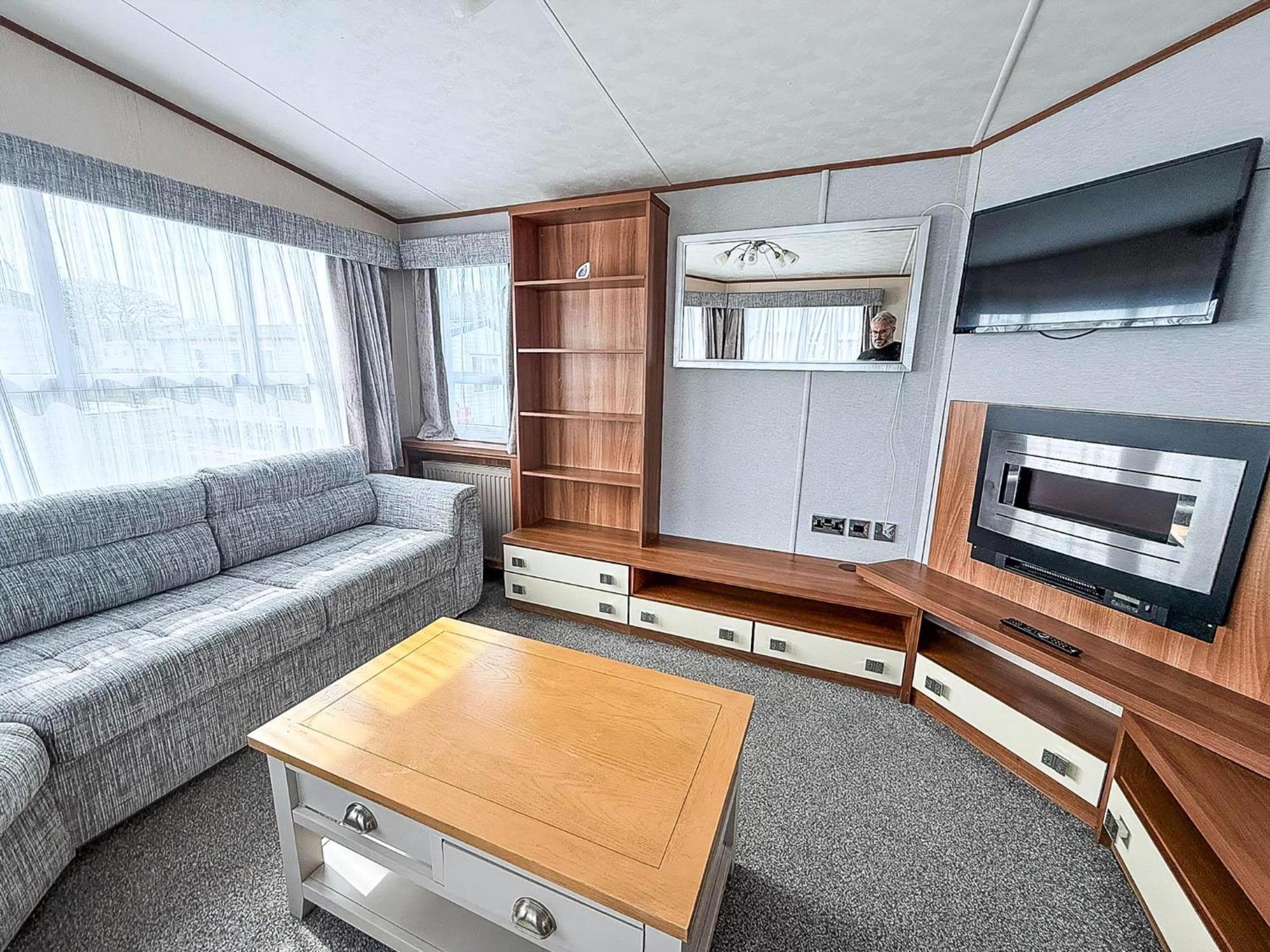 Lovely 8 Berth Caravan At Sunnydale In Lincolnshire Ref 35239S Louth  Exterior foto